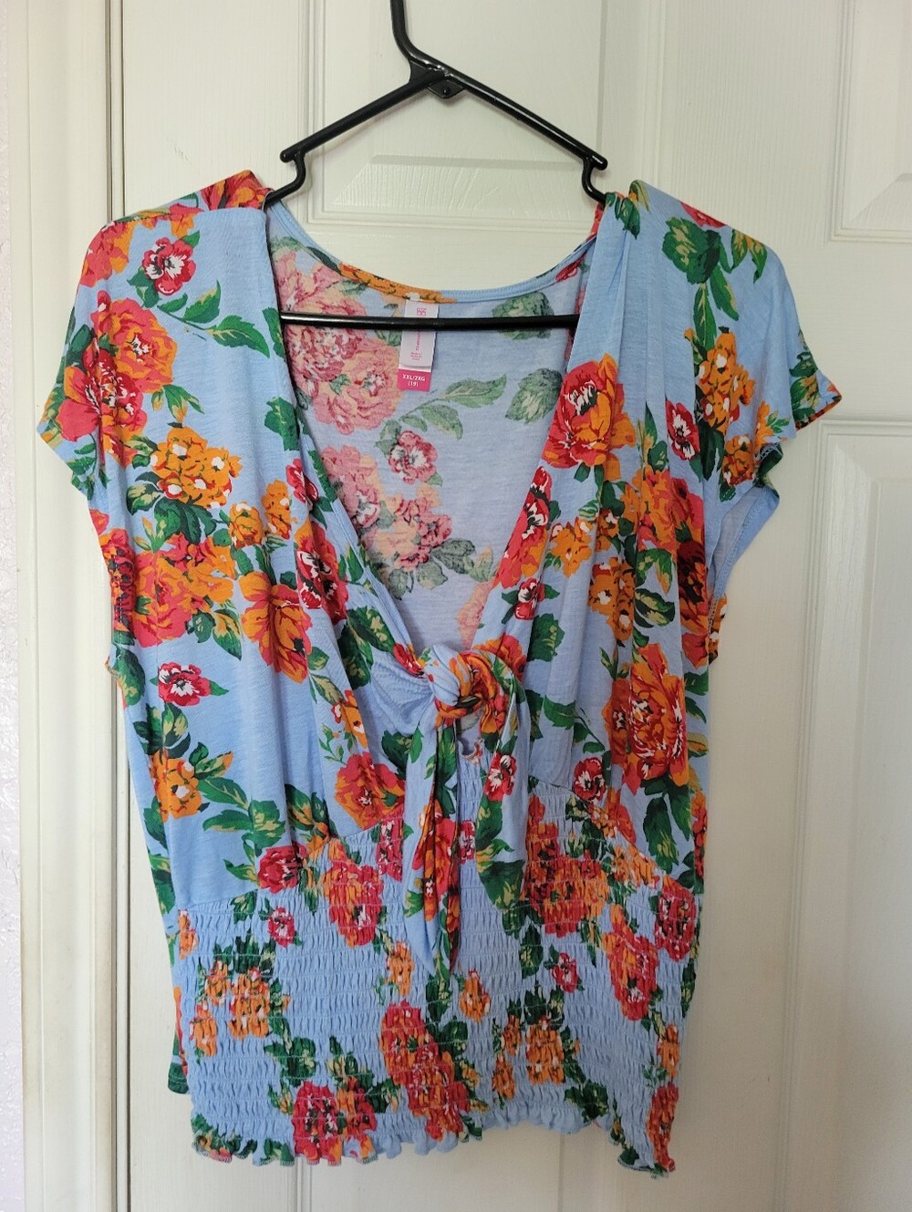 Floral Tie-Front V-Neck Women's Top in Light Blue